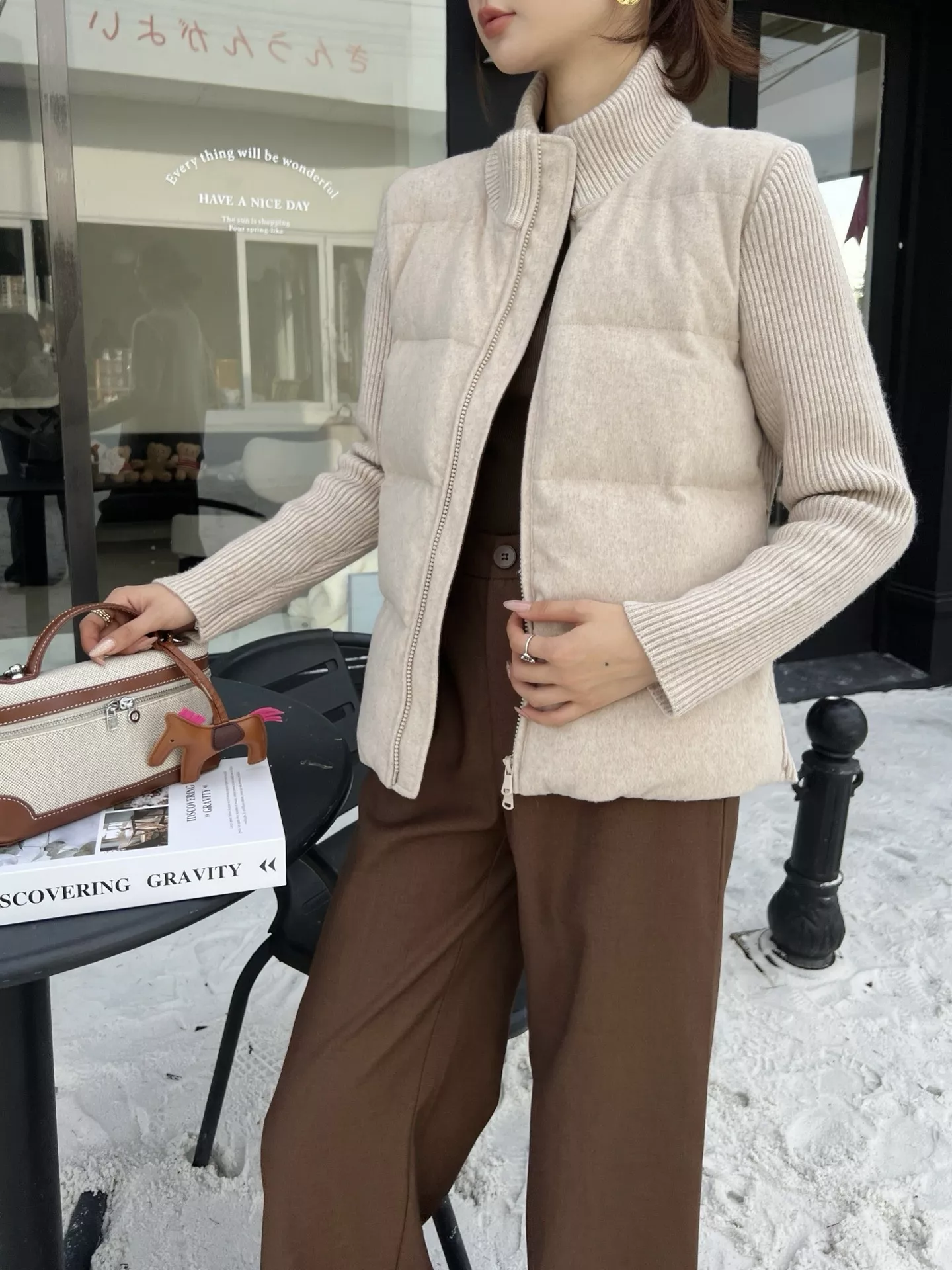 브루넬로쿠치넬리 울 소재 구스다운 패딩 집업 재킷 상세 이미지 10