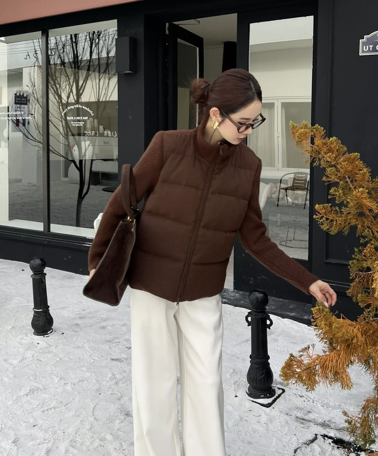 브루넬로쿠치넬리 울 소재 구스다운 패딩 집업 재킷 상세 이미지 36