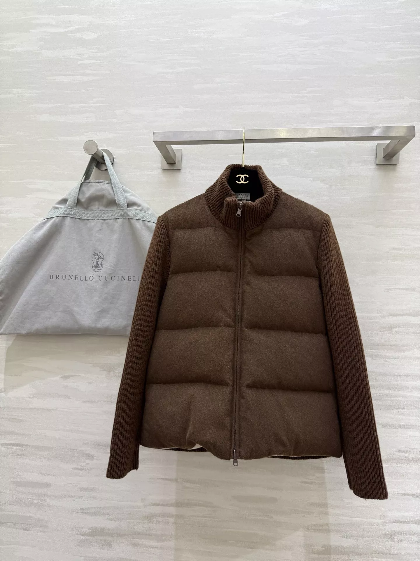 브루넬로쿠치넬리 울 소재 구스다운 패딩 집업 재킷 상세 이미지 19