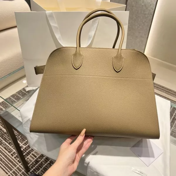 더로우 마고 라지 페블드 레더 핸드백