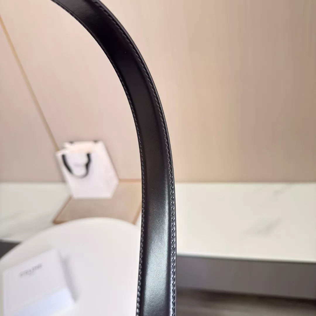 셀린느 트리옴프 로고 가죽 벨트 2.5cm 상세 이미지 6