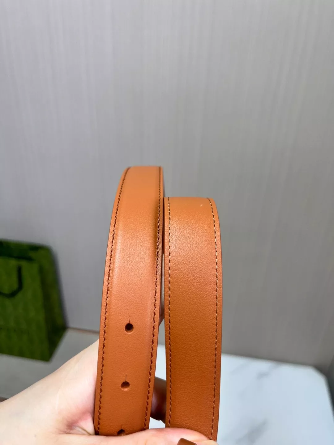 구찌 더블G 골드 버클 소가죽 벨트 슬림 2.5cm 상세 이미지 6