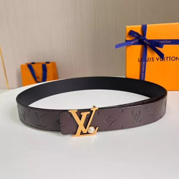 루이비통 모노그램 엠보스 LV 진주 장식 양면 가죽 벨트