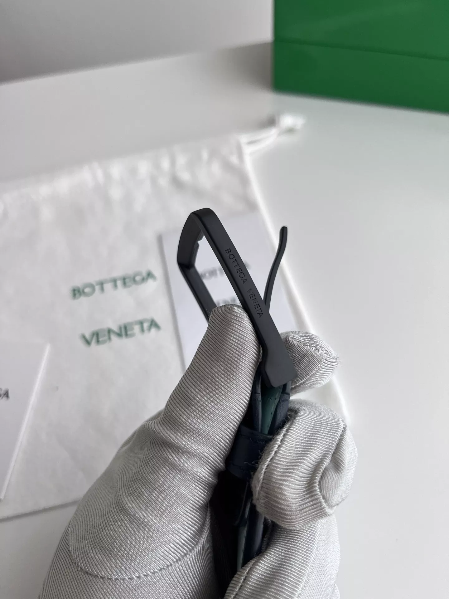 보테가베네타 핸드메이드 인트레치아토 위빙 가죽 허리띠 상세 이미지 24