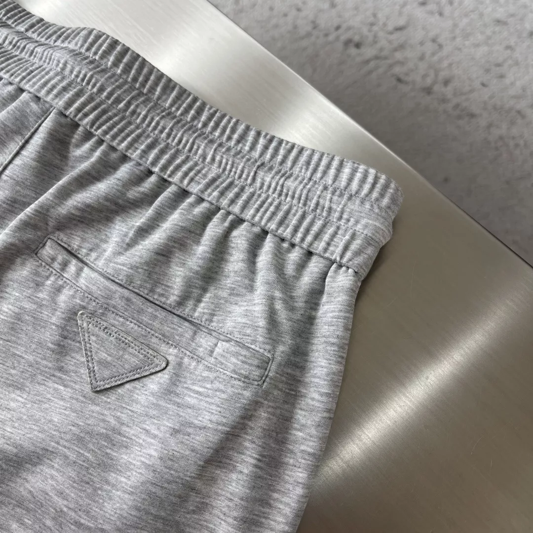 프라다 남성 캐주얼 조거 트레이닝 팬츠 상세 이미지 8