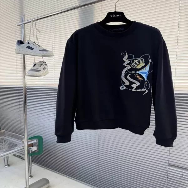 루이비통 25FW 1V 배지 자수 긴소매 니트