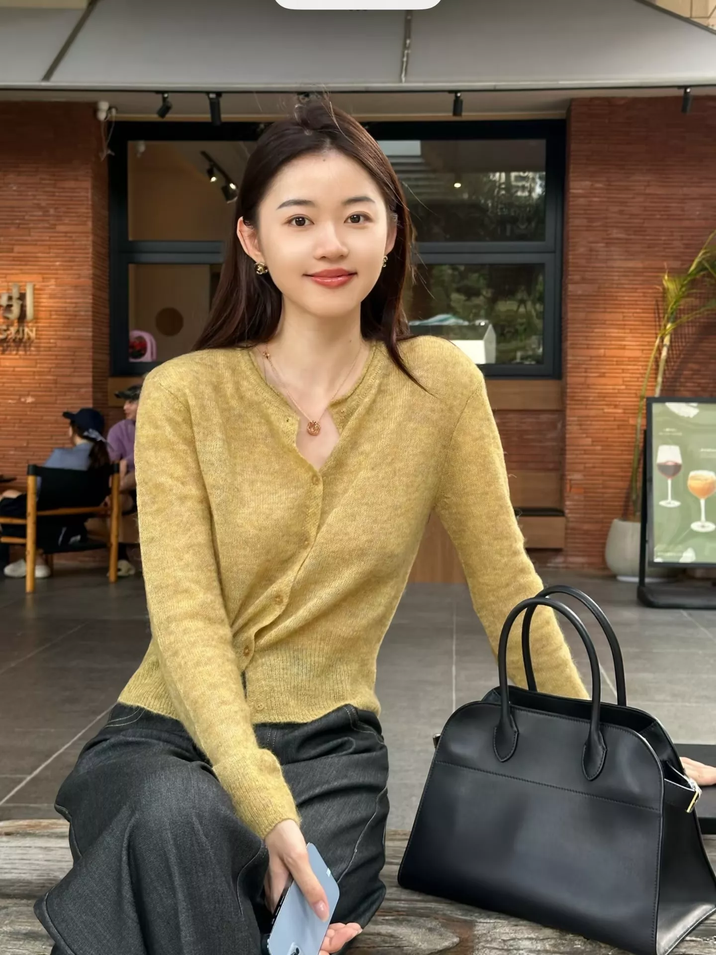 더로우 마고 12 핸드백 상세 이미지 10
