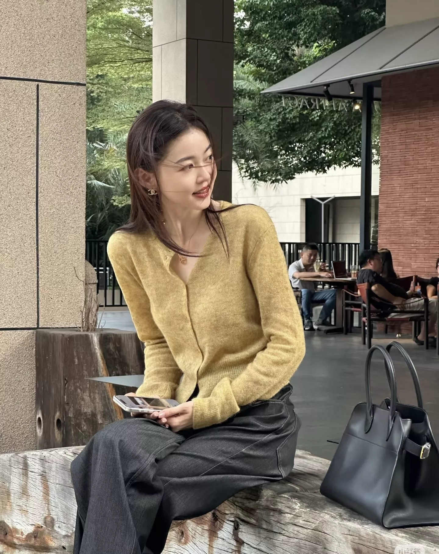 더로우 마고 12 핸드백 상세 이미지 12