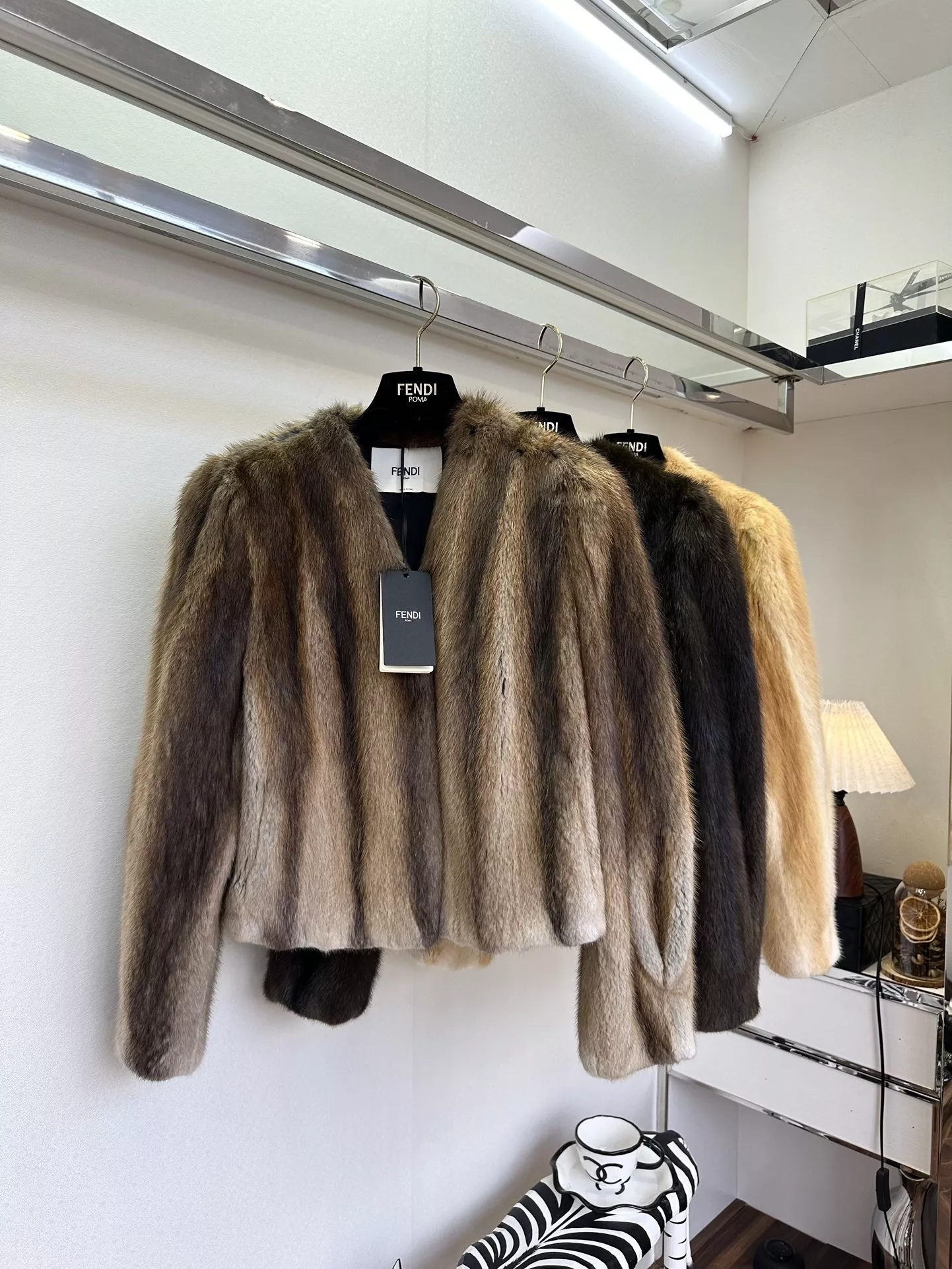 펜디 그라데이션 밍크 퍼 쇼트 재킷 상세 이미지 26