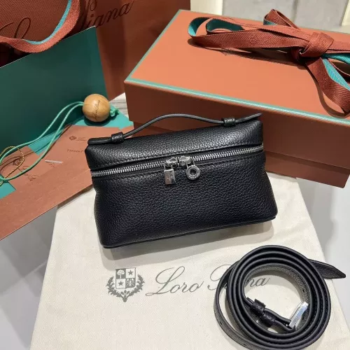 로로피아나 클래식 레더 웨이스트백 겸 크로스 착용 파우치