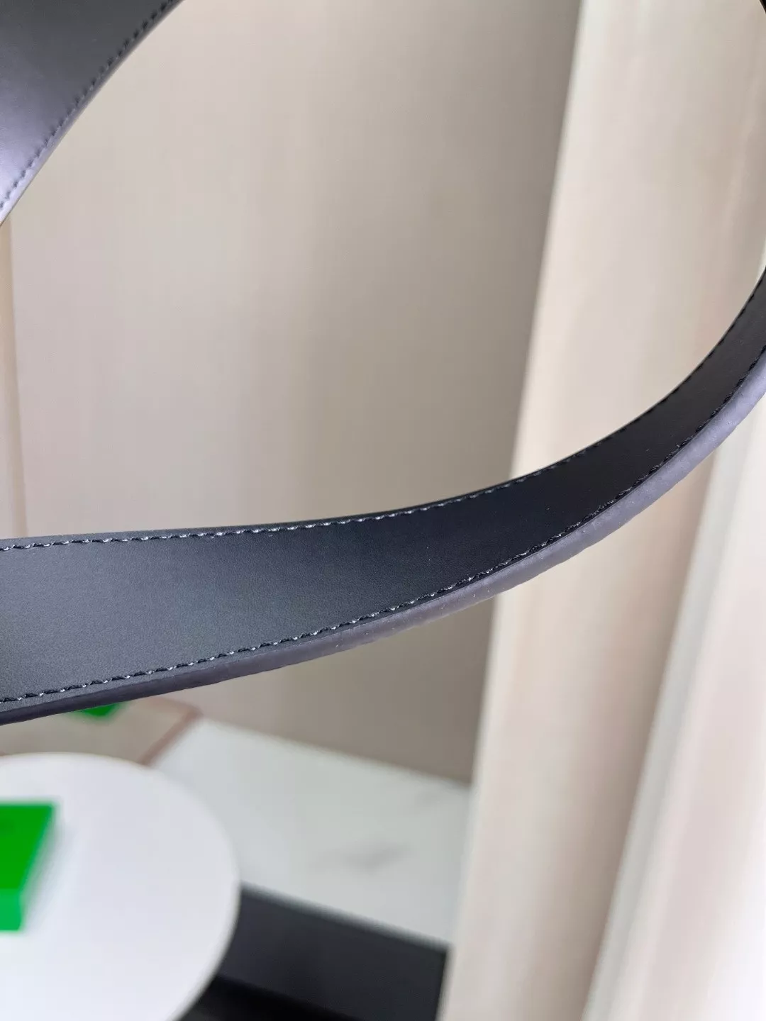 보테가베네타 핸드메이드 인트레치아토 패턴 가죽 벨트 상세 이미지 7