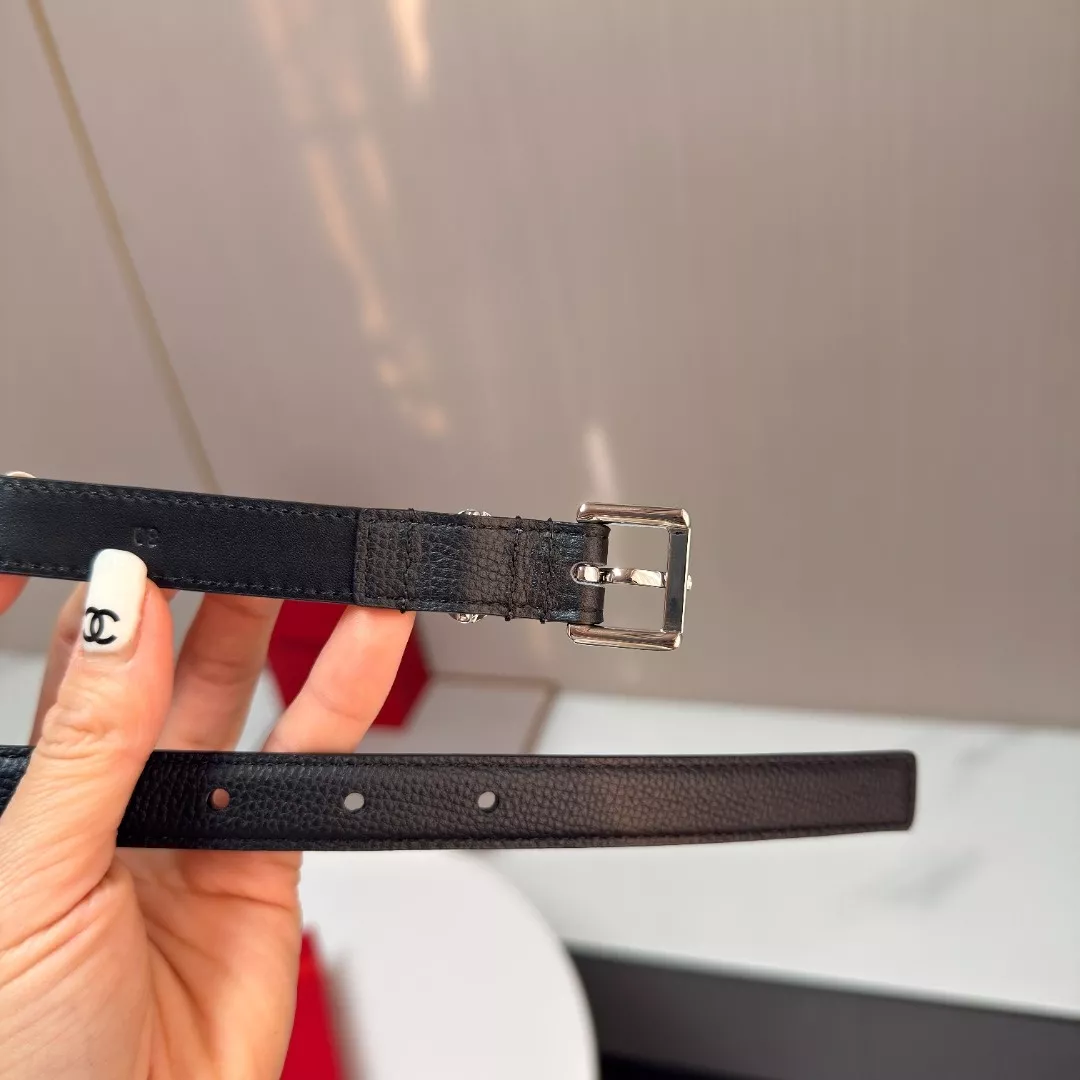 페라가모 가니치니 장식 슬림 가죽 벨트 1.8cm 상세 이미지 5