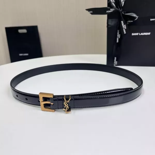 입생로랑 YSL 로고 버클 에나멜 페이턴트 벨트
