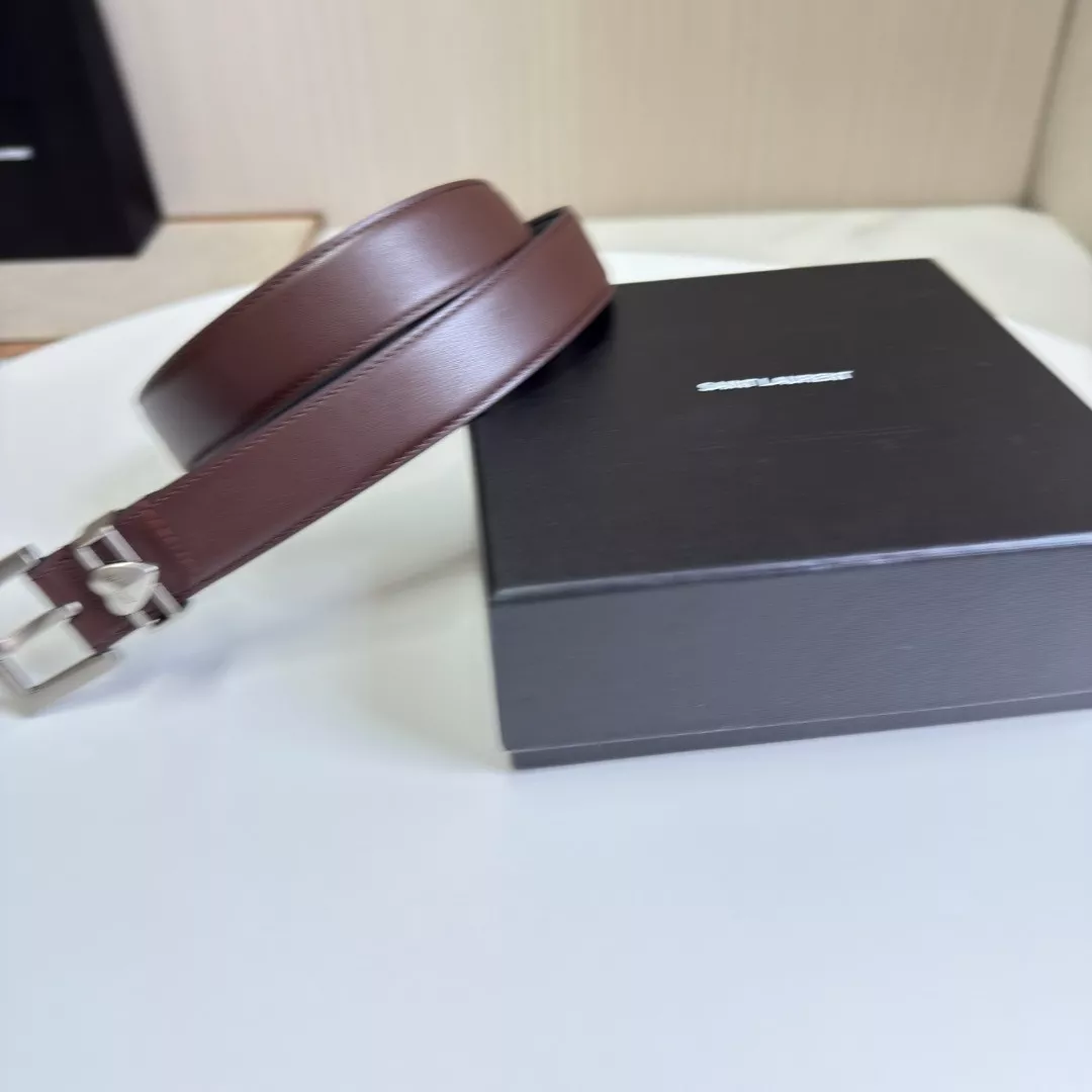 입생로랑 실버 메탈 로고 버클 가죽 벨트 상세 이미지 9