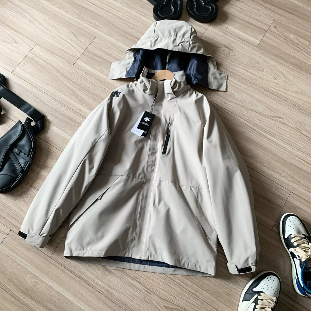 데상트 25SS 아웃도어 3in1 후드 소프트쉘 재킷 상세 이미지 9