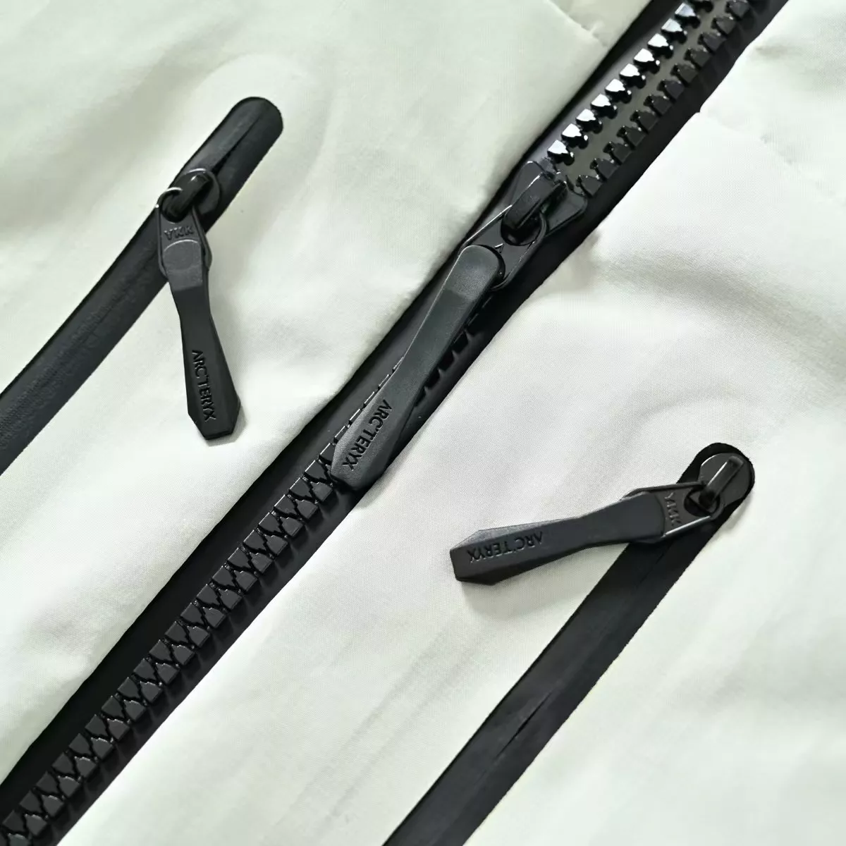 아크테릭스 베타 다운 후드 재킷 상세 이미지 20