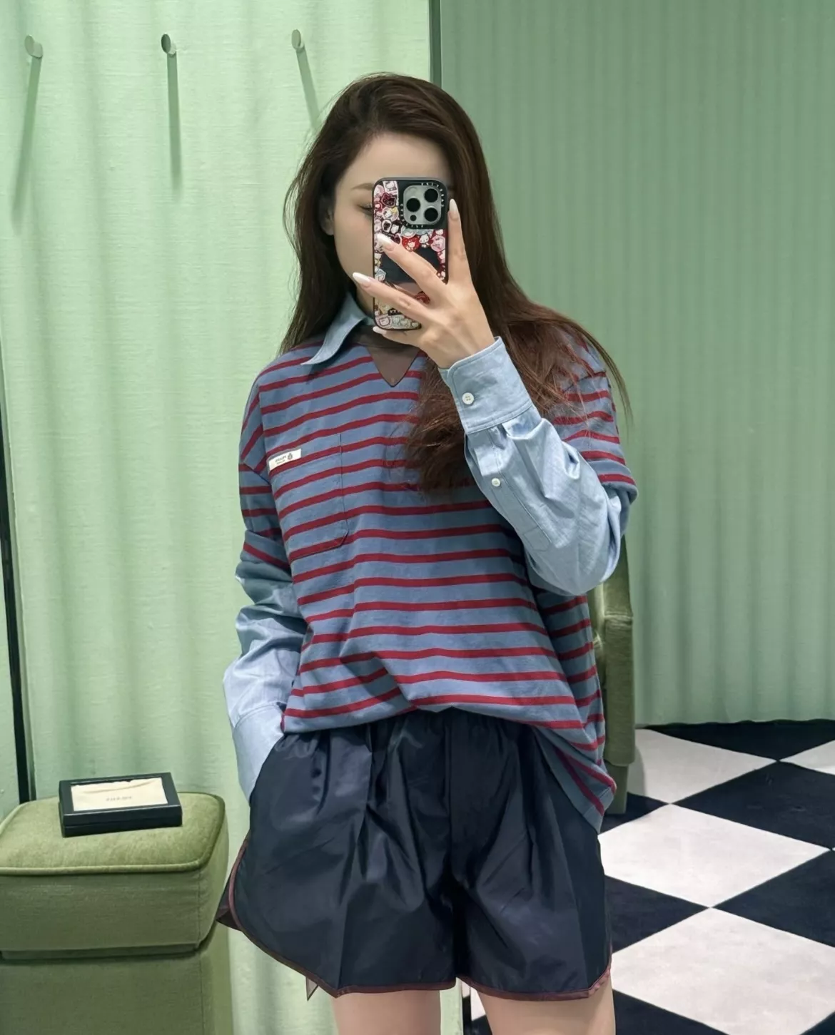 프라다 코튼 레트로 배색 스트라이프 로고 패치 티셔츠 상세 이미지 22