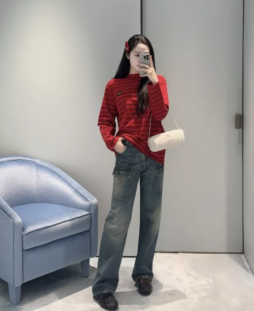 미우미우 신년 스트라이프 코튼 긴소매 티셔츠 상세 이미지 25