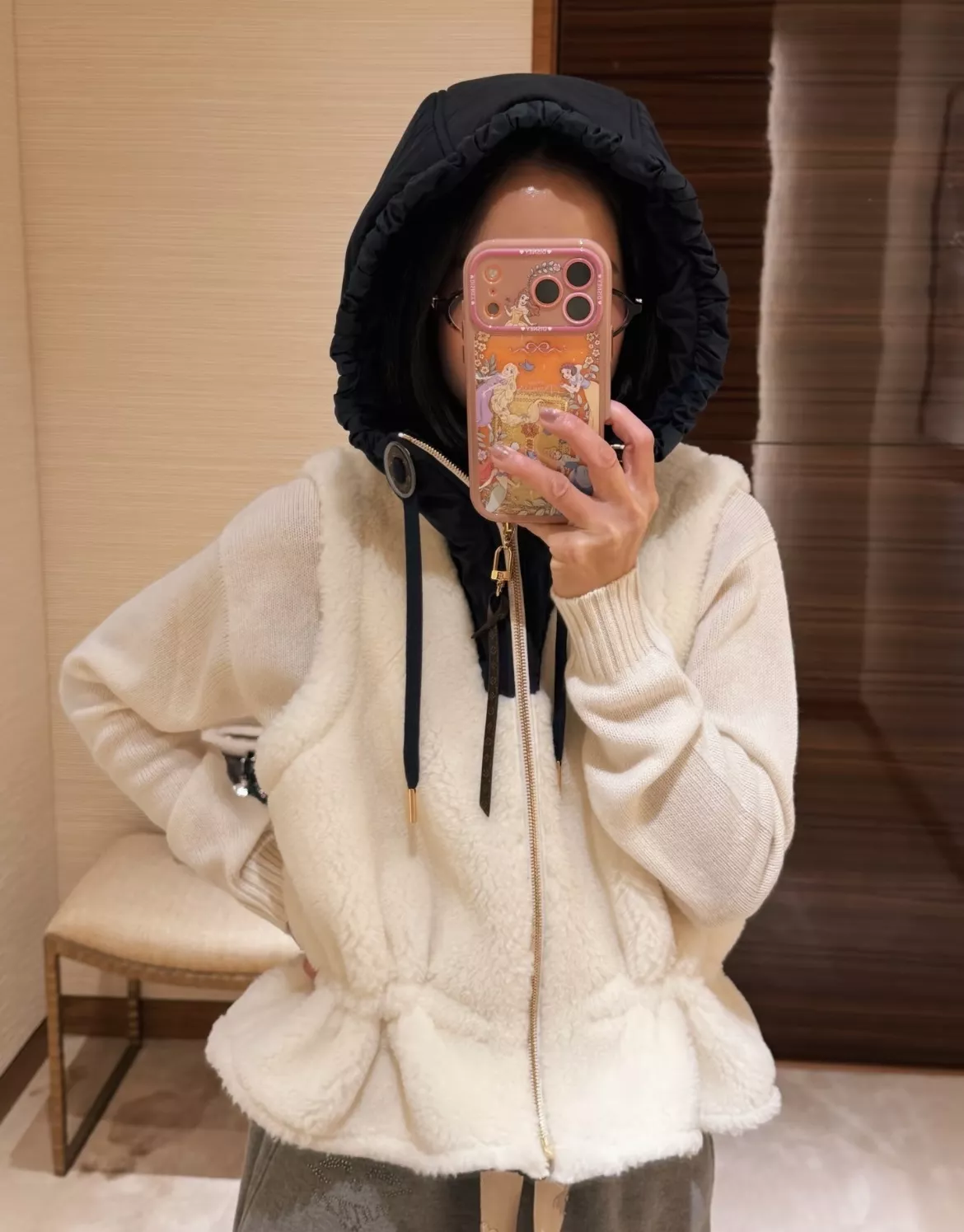 루이비통 모노그램 테디 플리스 후드 집업 조끼 상세 이미지 22