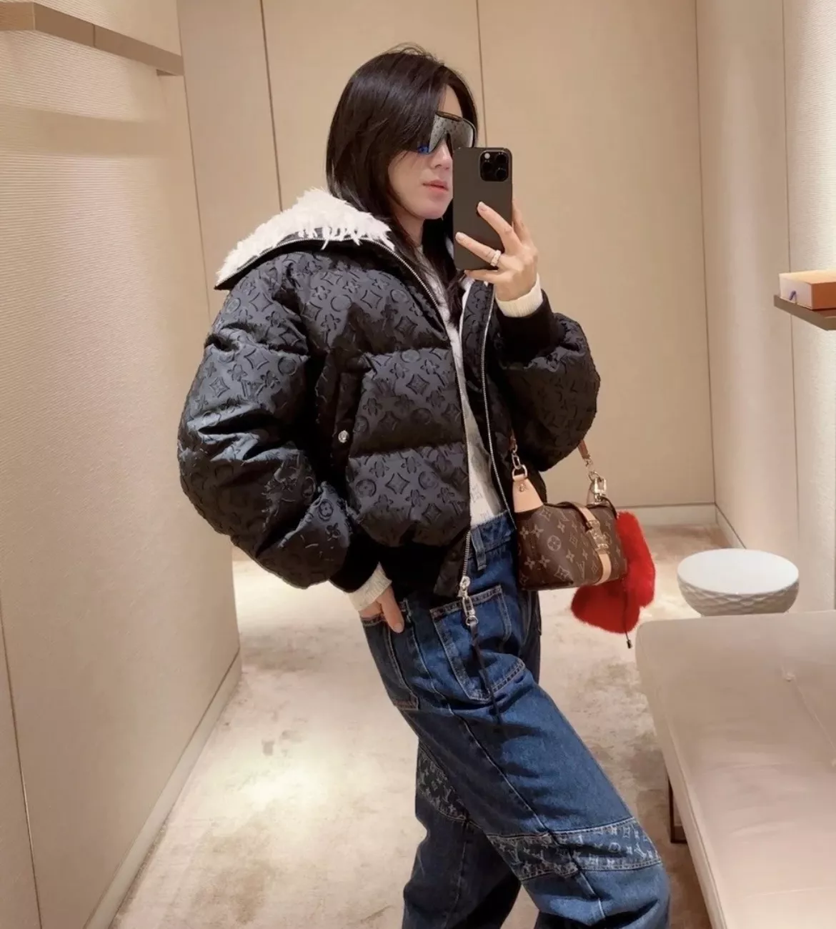 루이비통 모노그램 디테일 원색 데님 팬츠 상세 이미지 22