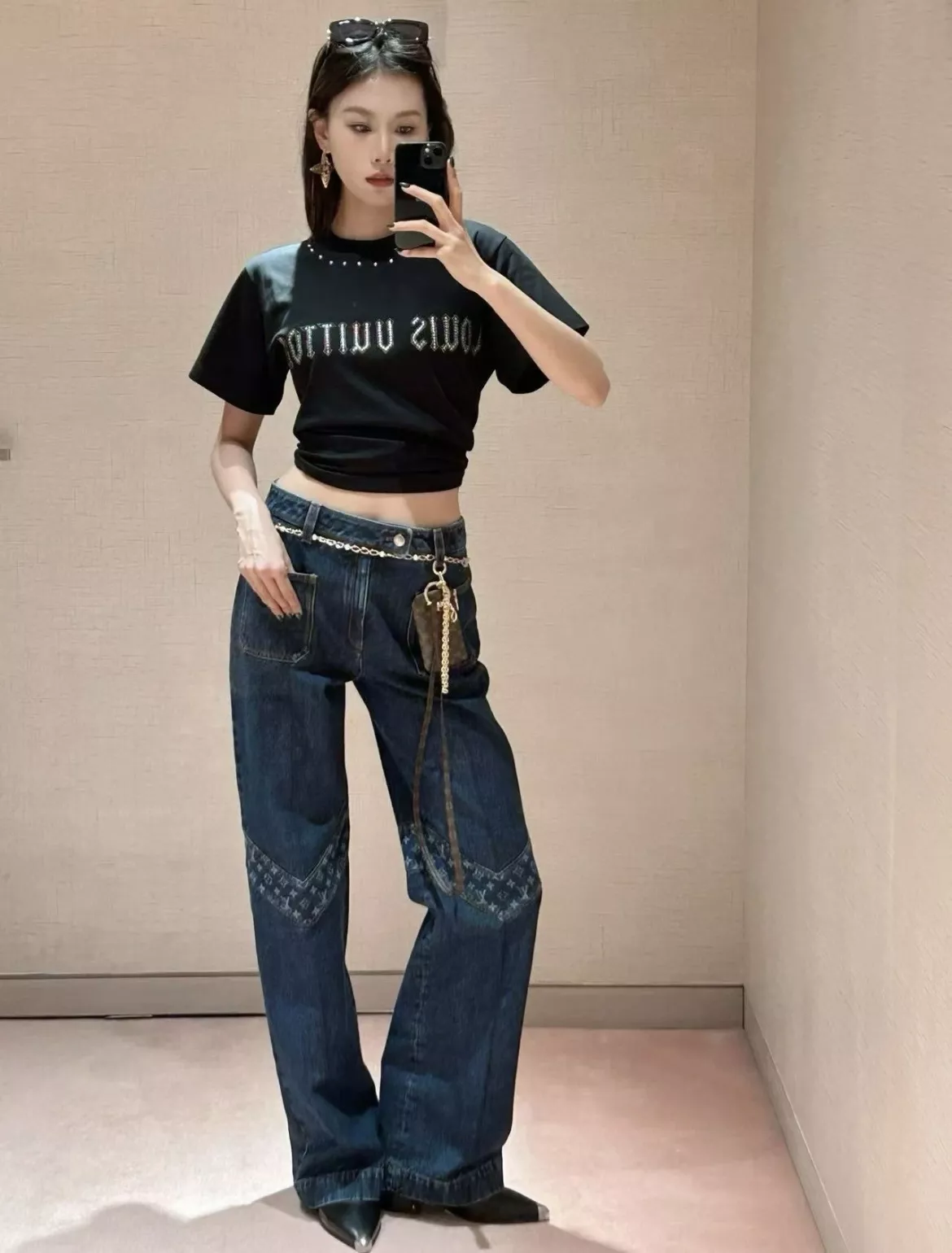 루이비통 모노그램 디테일 원색 데님 팬츠 상세 이미지 25