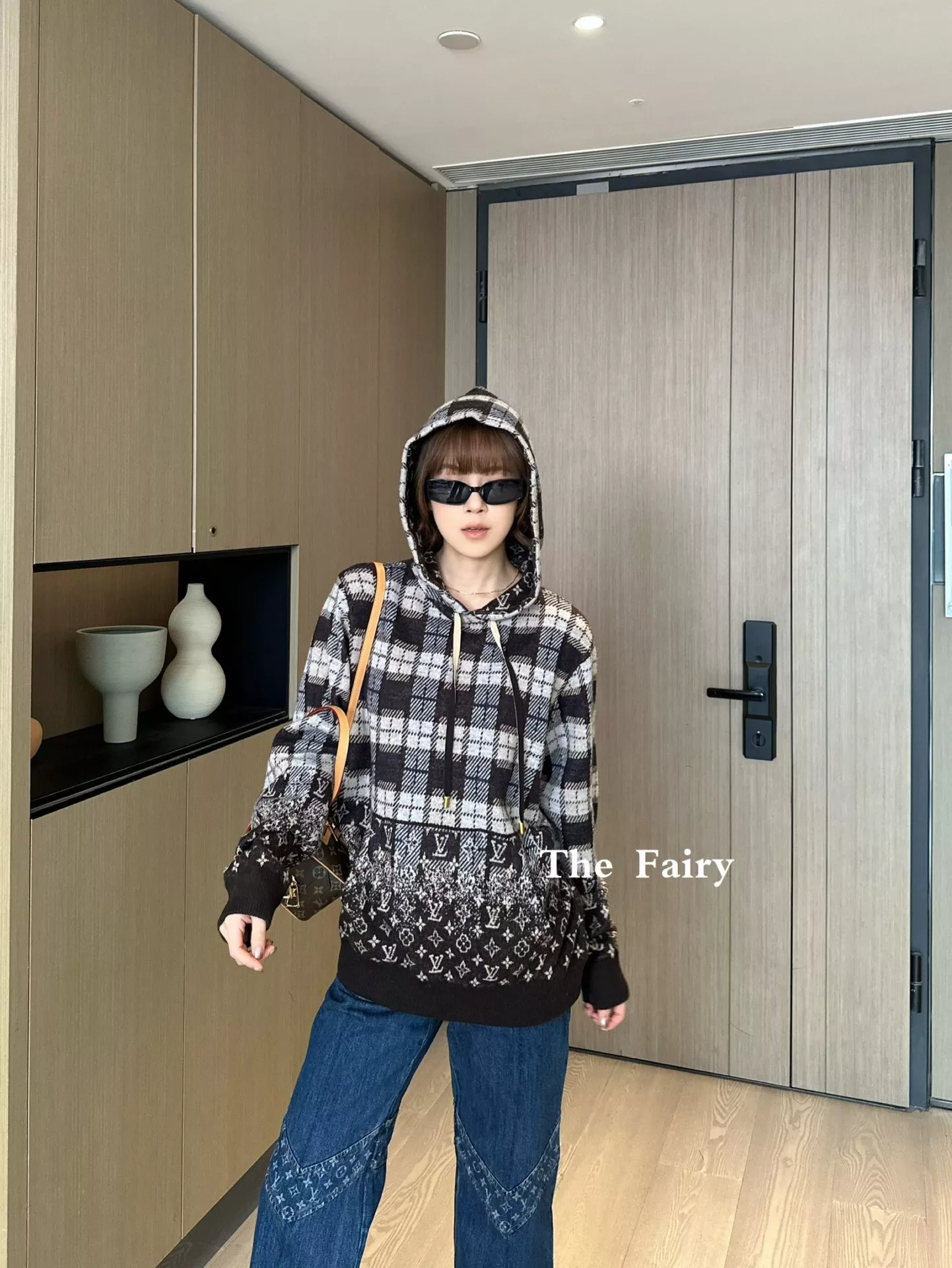 루이비통 모노그램 디테일 원색 데님 팬츠 상세 이미지 15