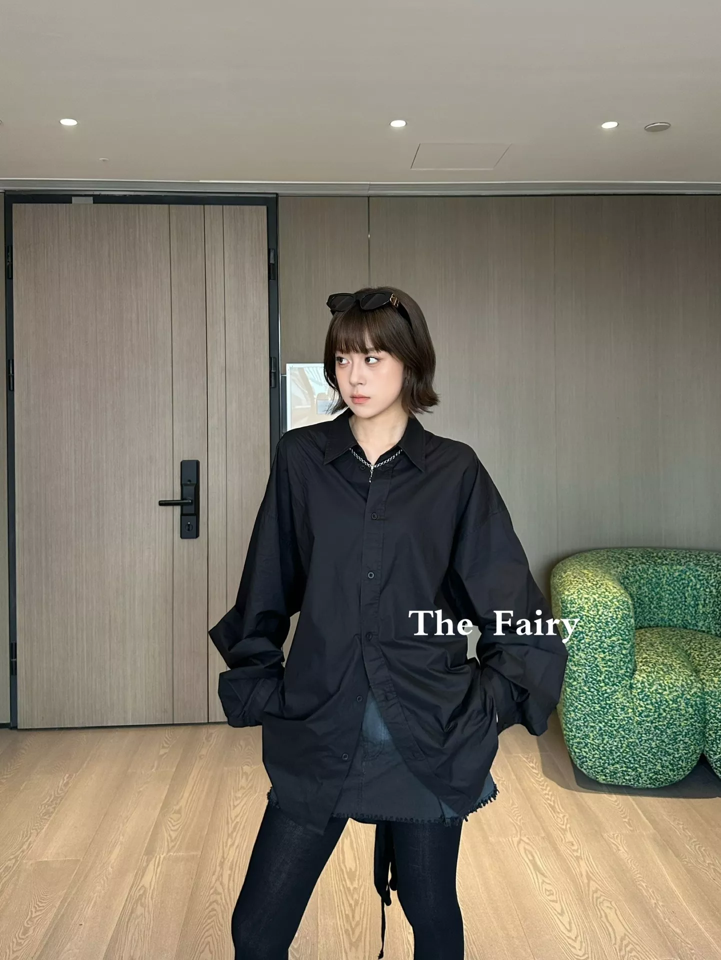발렌시아가 레이스업 오버핏 스트링 셔츠 상세 이미지 11
