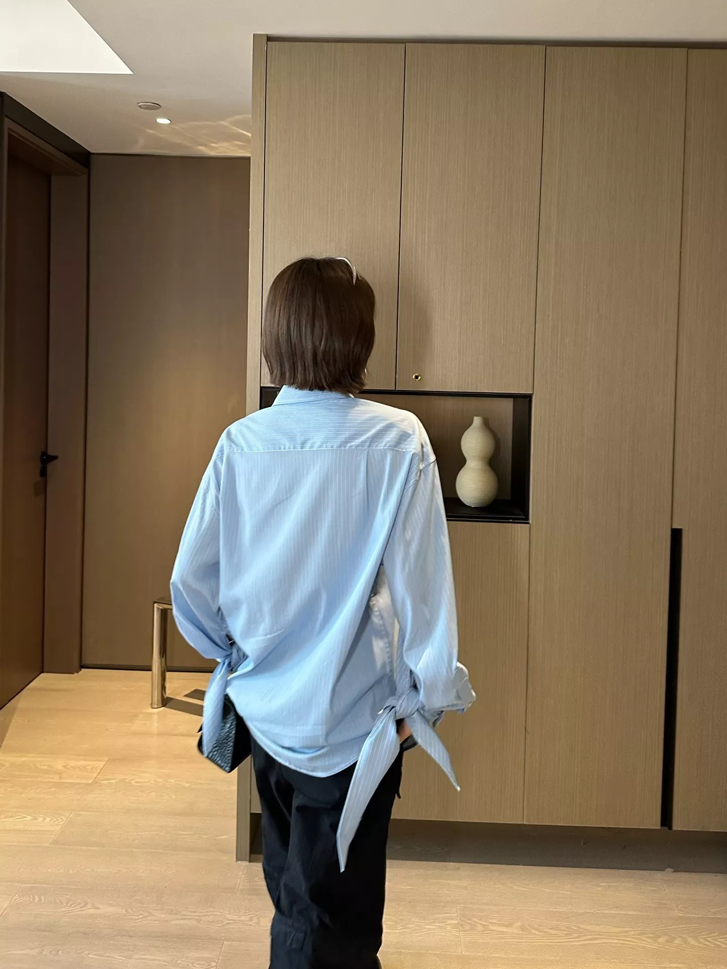 발렌시아가 오버사이즈 스트라이프 코튼 롱 셔츠 상세 이미지 18