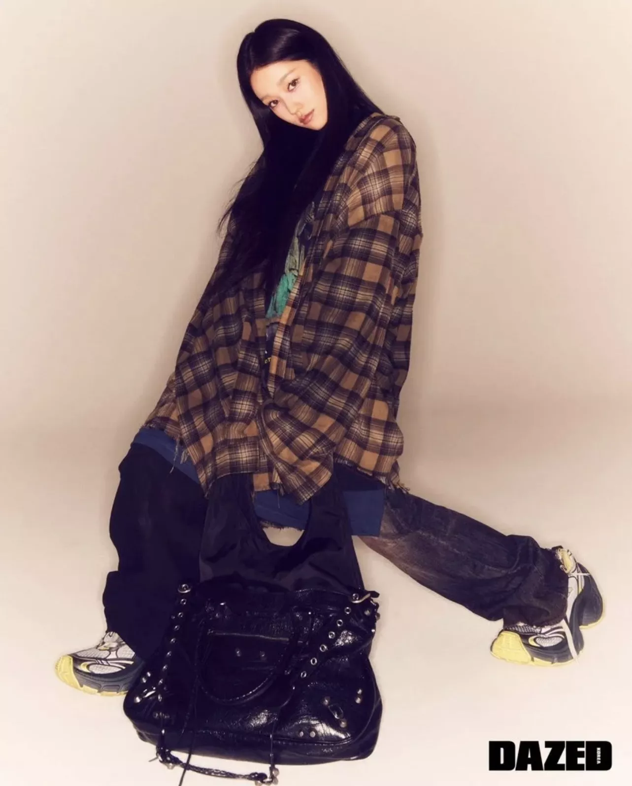 발렌시아가 하이브리드 배기 투톤 데님 팬츠 상세 이미지 25