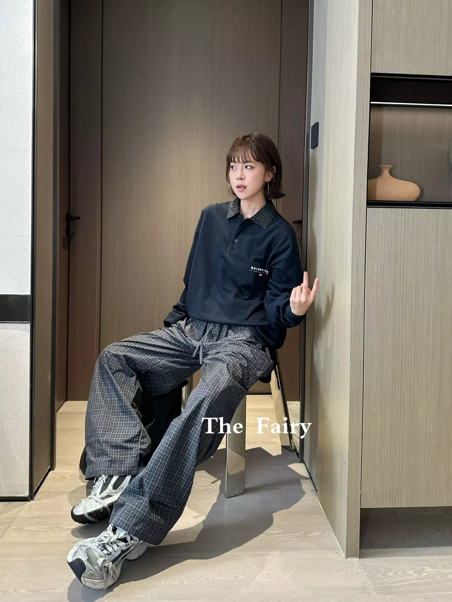 발렌시아가 로렐 클래식 체크 밴딩 스트링 와이드 팬츠 상세 이미지 11