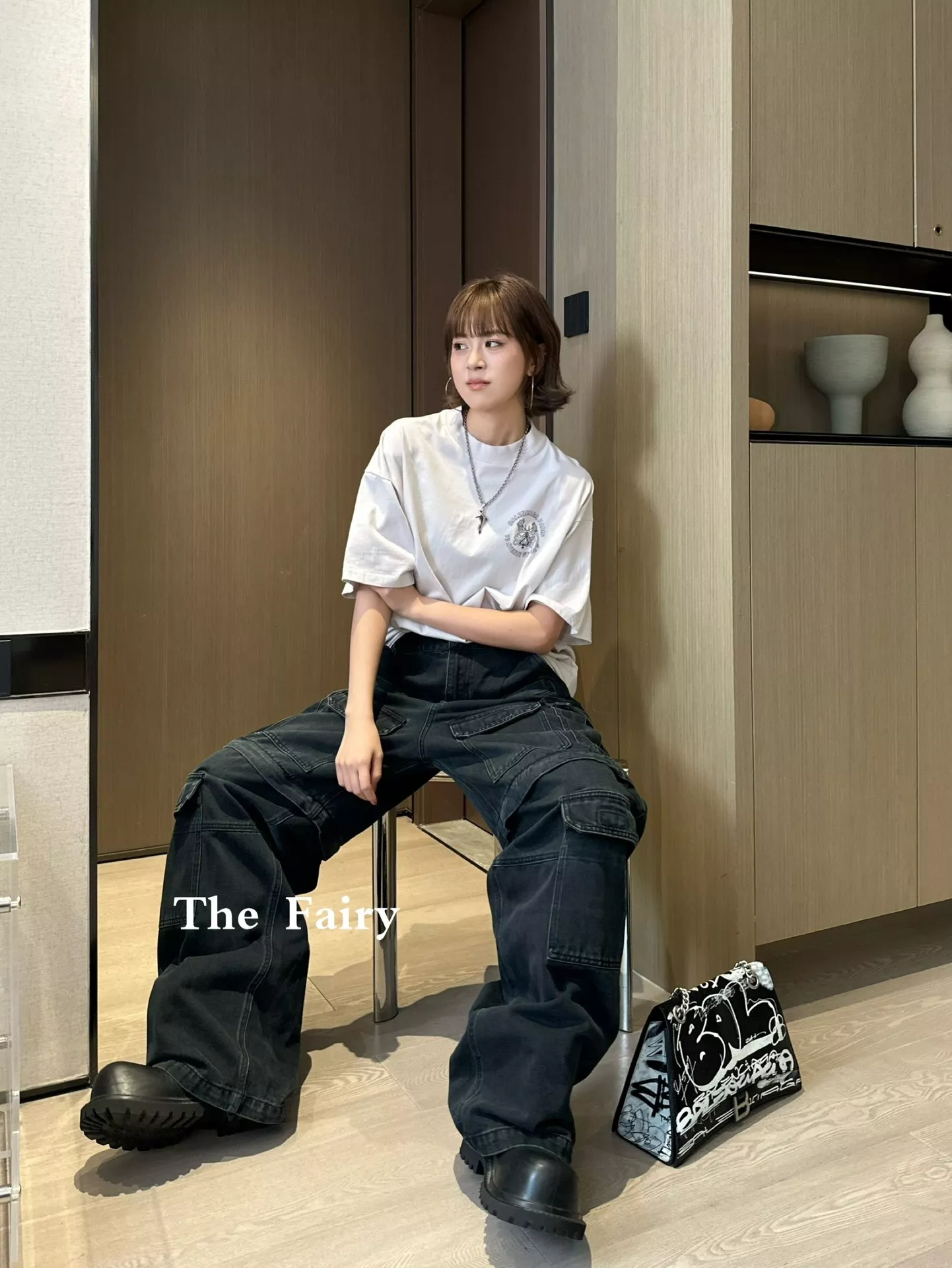 발렌시아가 카고 워싱 데님 블랙 공장 스타일 팬츠 상세 이미지 12
