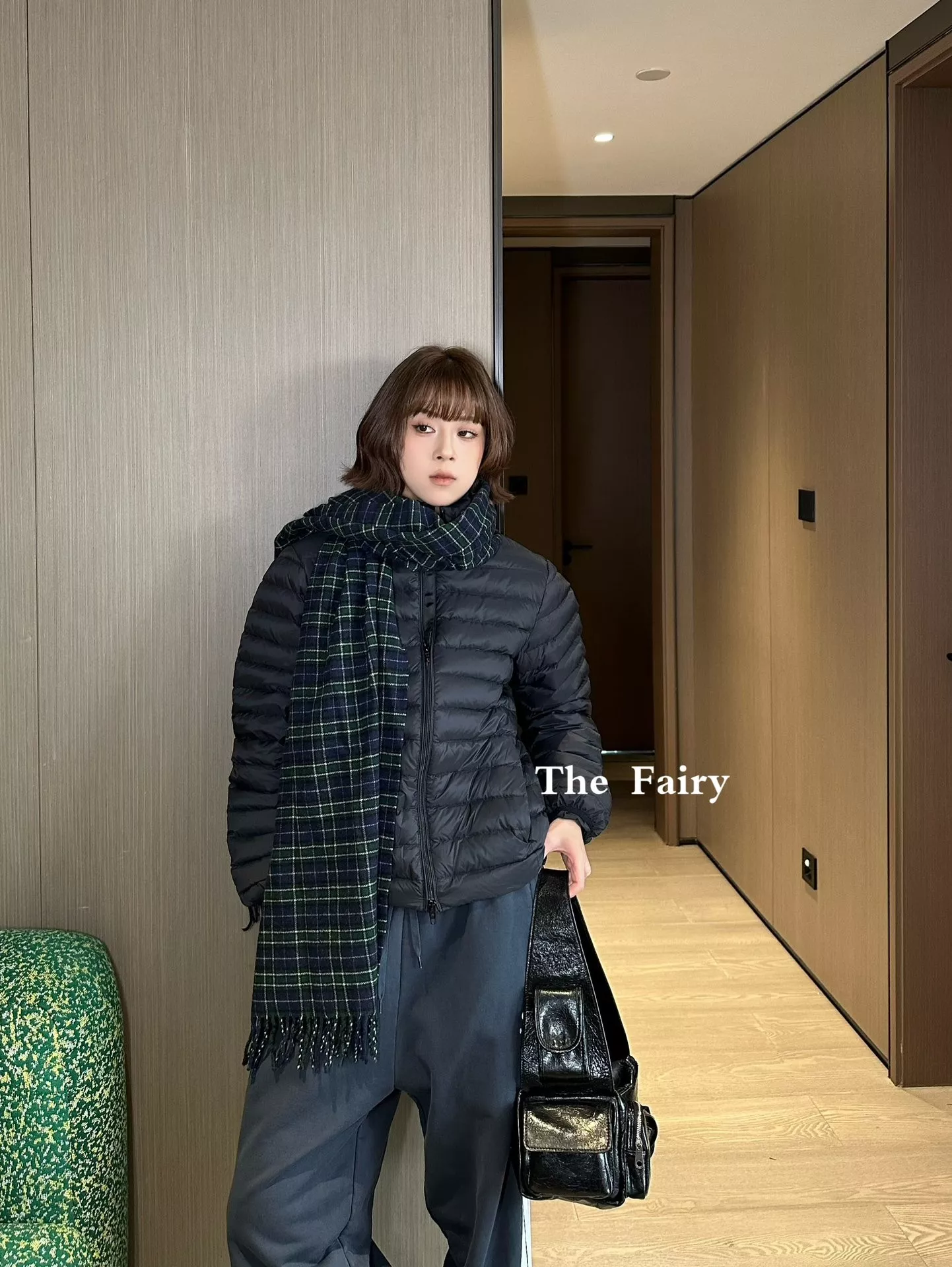 발렌시아가 스키 크롭 패딩 재킷 상세 이미지 11