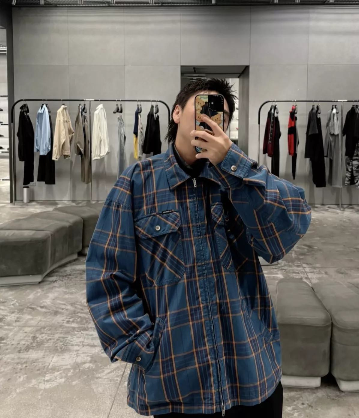 발렌시아가 유틸리티 오버핏 체크 셔츠형 재킷 상세 이미지 22