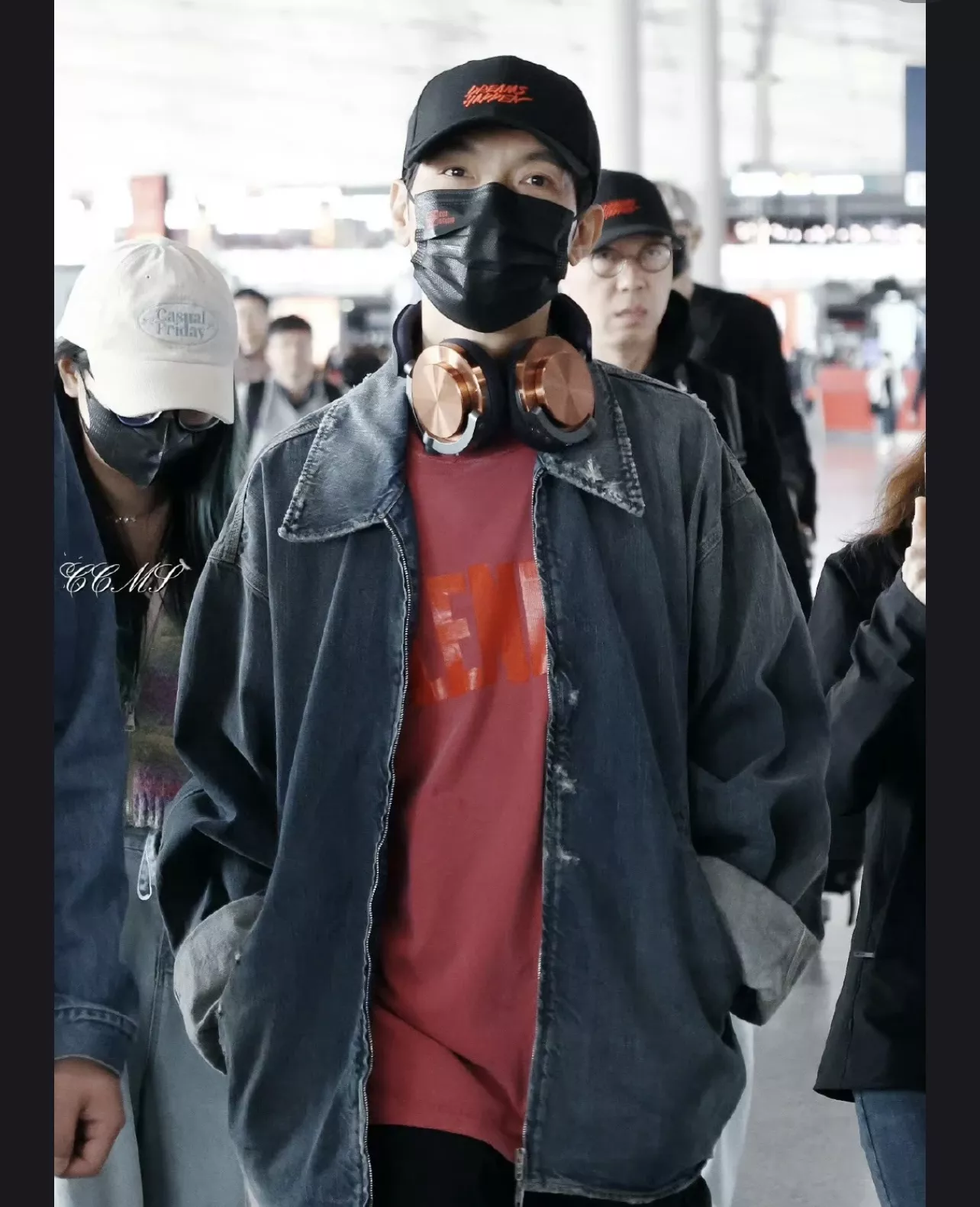 발렌시아가 BAGGY 코튼 지퍼 데님 재킷 상세 이미지 25