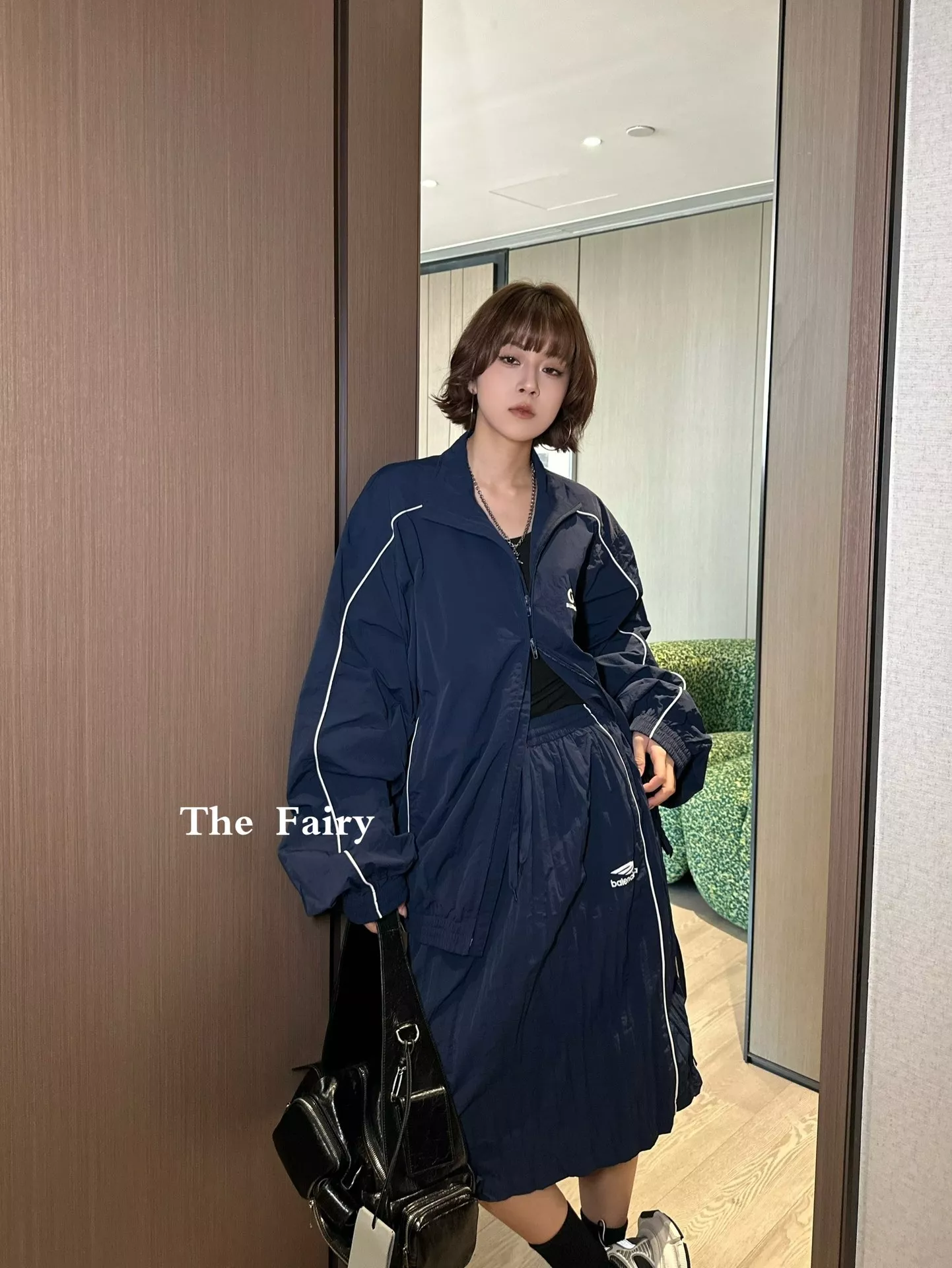 발렌시아가 3B 스포츠 아이콘 인사이드아웃 스트레이트 스포츠 스커트 상세 이미지 15