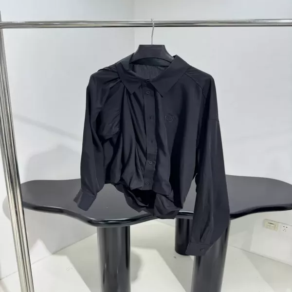 발렌시아가 로렐 클래식 자수 언밸런스 롱 셔츠