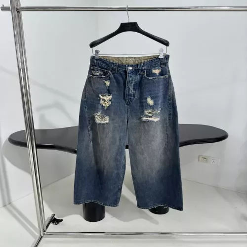 발렌시아가 배기 대형 실루엣 디스트로이드 워싱 데님 팬츠