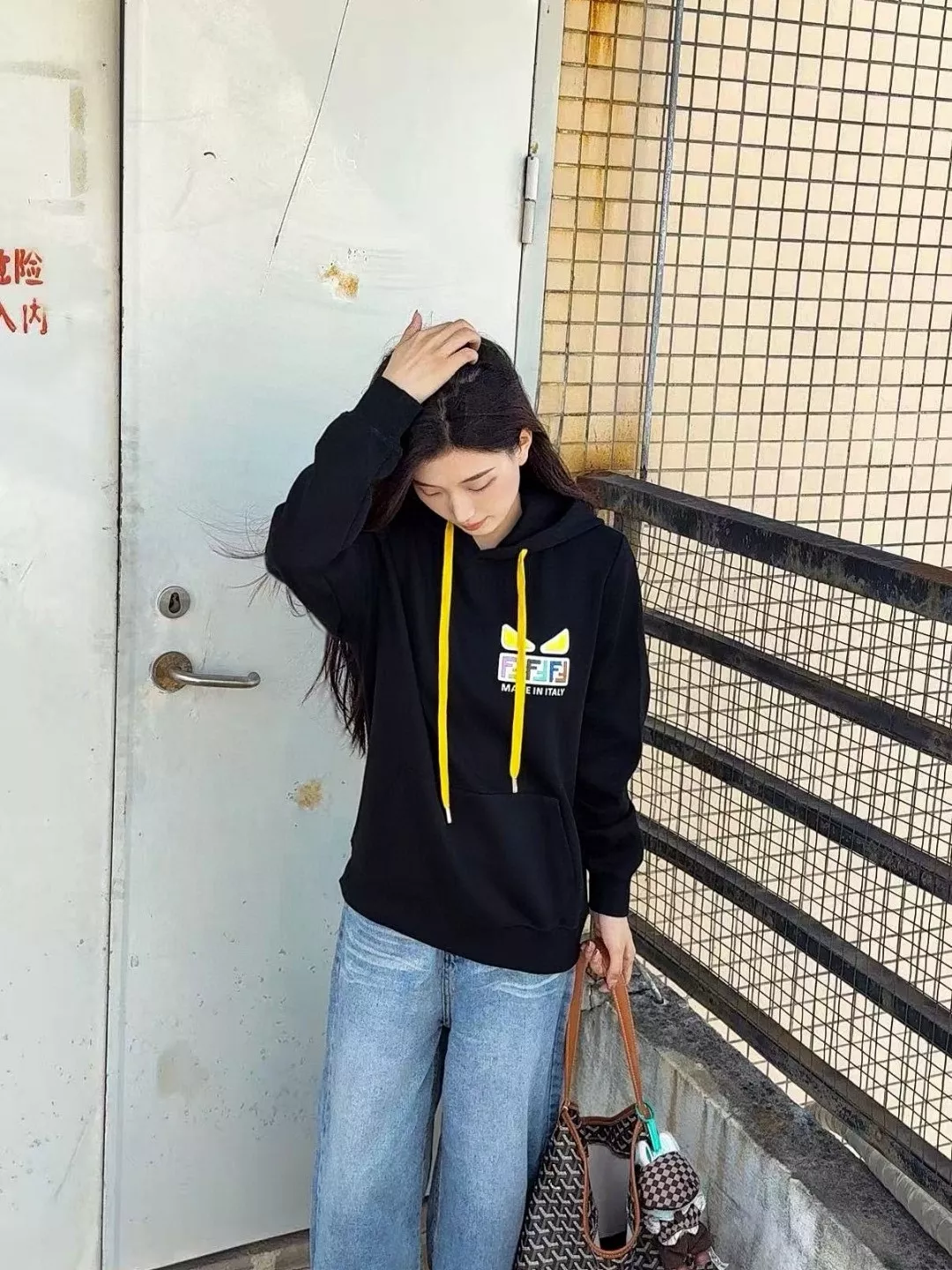 펜디 타월 자수 패치 몬스터 아이즈 후드 상세 이미지 13