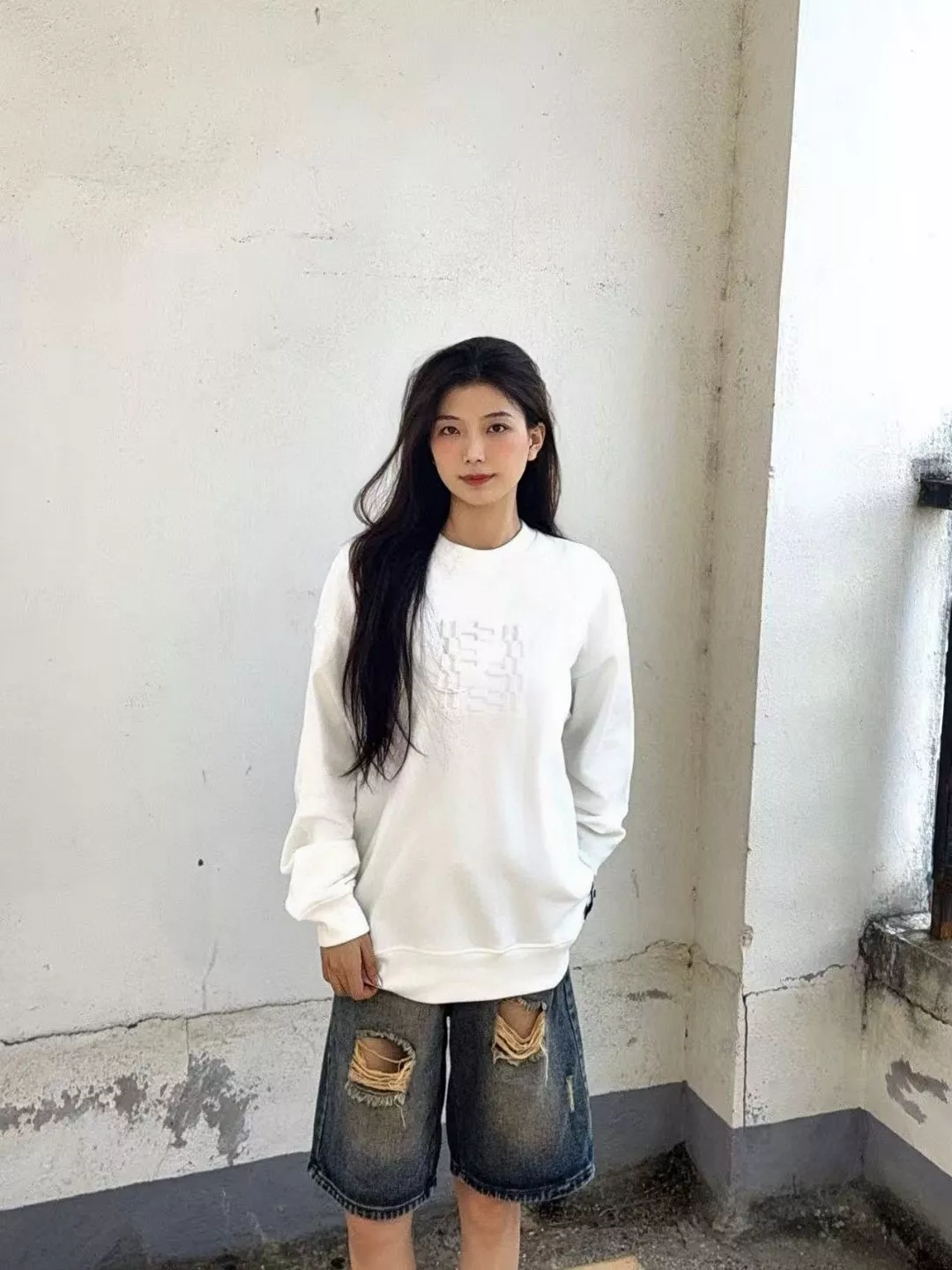 펜디 25FW 더블 F 엠보 라운드넥 스웨트셔츠 상세 이미지 12
