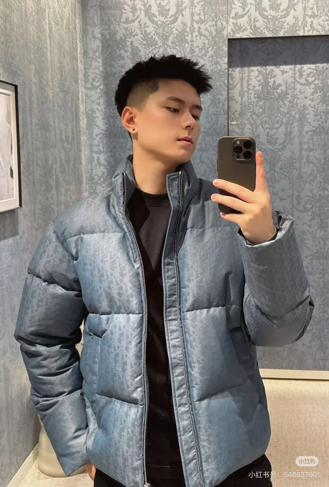 디올 올오버 모노그램 하이넥 다운 재킷 상세 이미지 14
