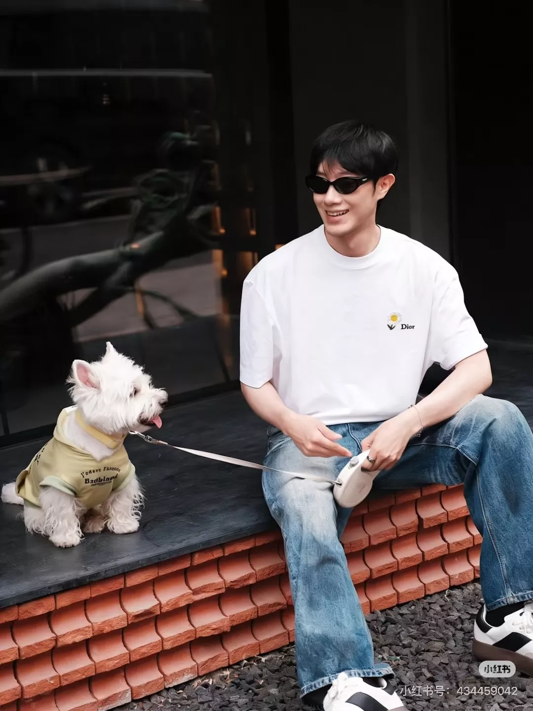 디올 26SS 코튼 저지 데이지 자수 로고 티셔츠 상세 이미지 9
