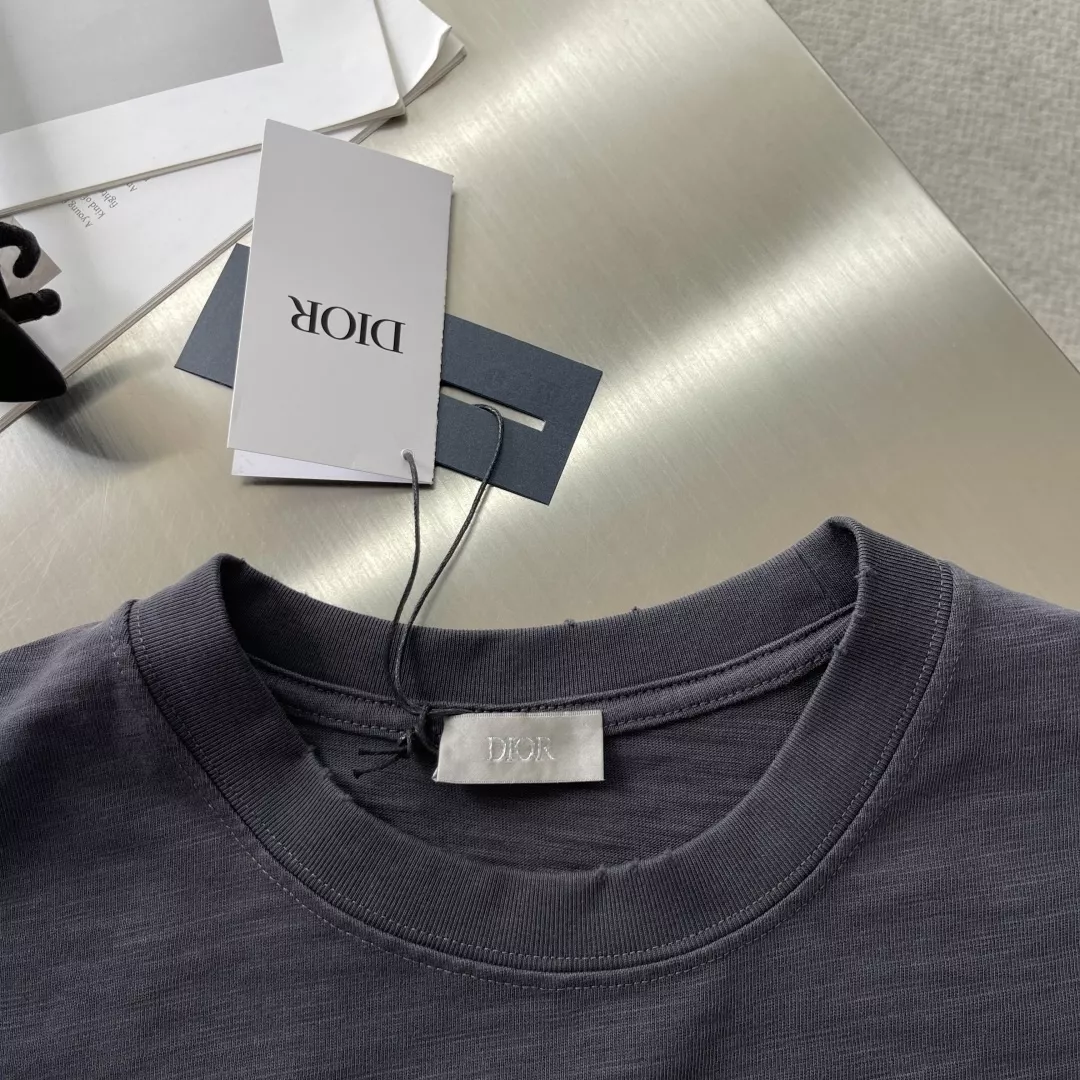 디올 앤 힐튼 넬 콜라보 로고 자수 티셔츠 상세 이미지 3