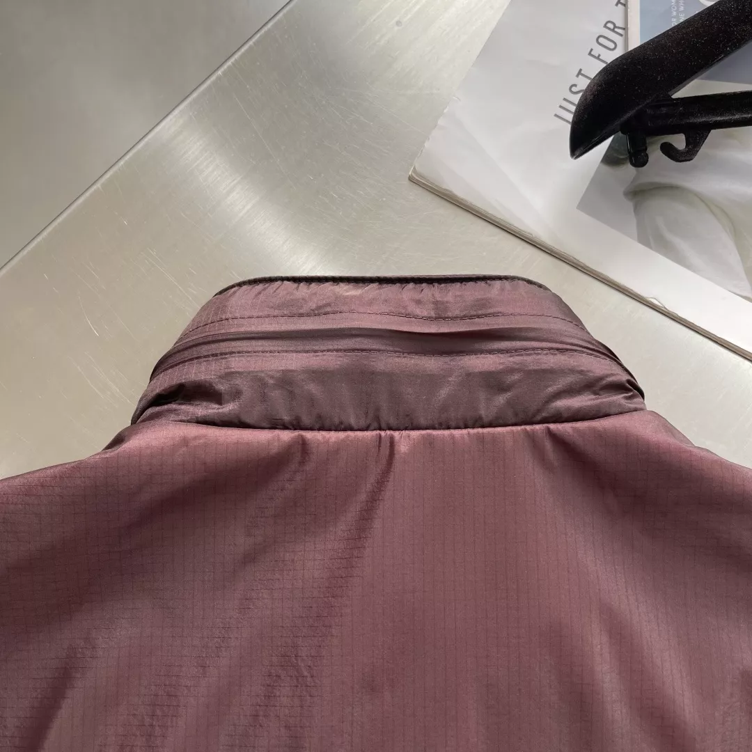 씨피컴퍼니 듀퐁솜 경량 패딩 베스트 상세 이미지 7