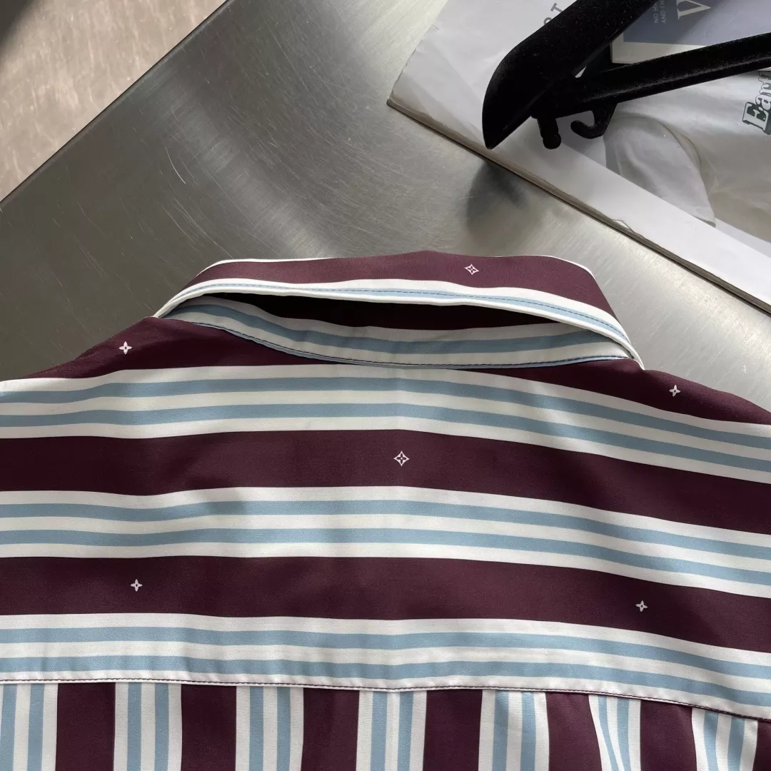 루이비통 25SS 스트라이프 반소매 셔츠 상세 이미지 6