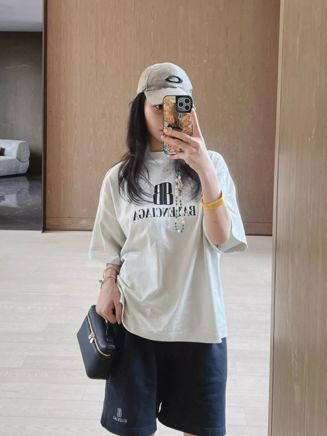 발렌시아가 나노 BB 로고 프린트 반소매 티셔츠 상세 이미지 12