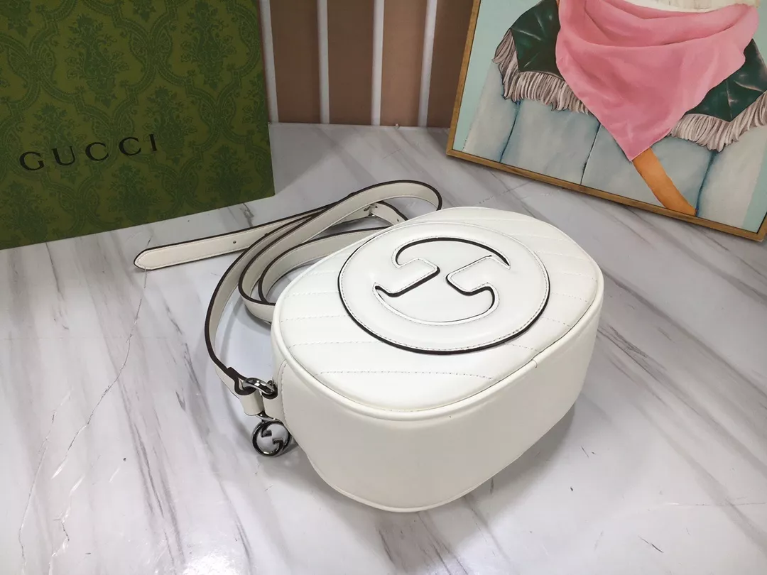 구찌 블론디 라운드 더블 G 미니 숄더백 상세 이미지 6