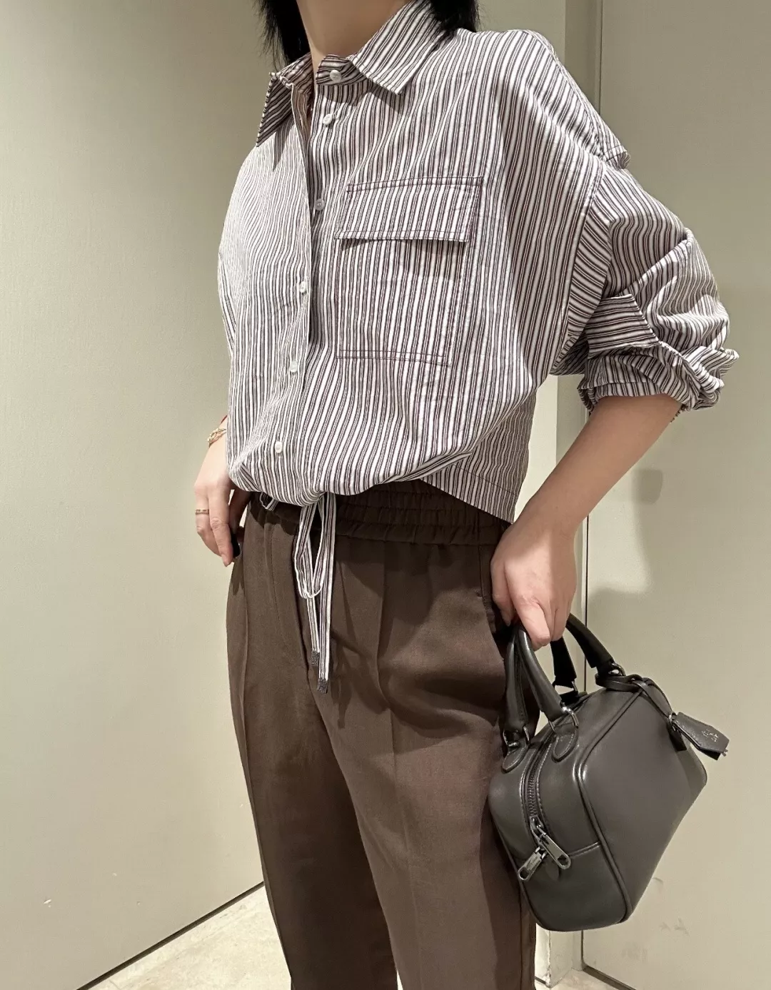 버버리 스트라이프 드로스트링 크롭 셔츠 상세 이미지 11