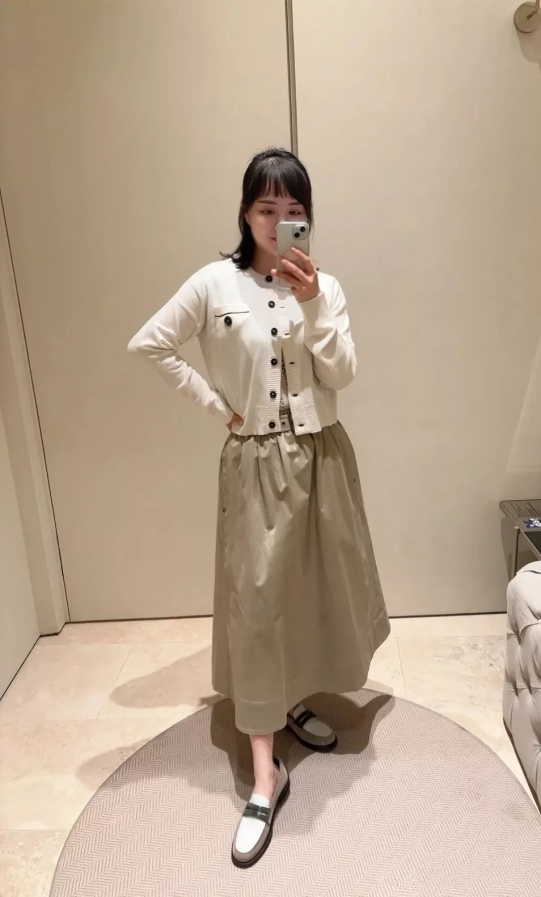 노브랜드 허리벨트 포함 A라인 코튼 롱 스커트 상세 이미지 18