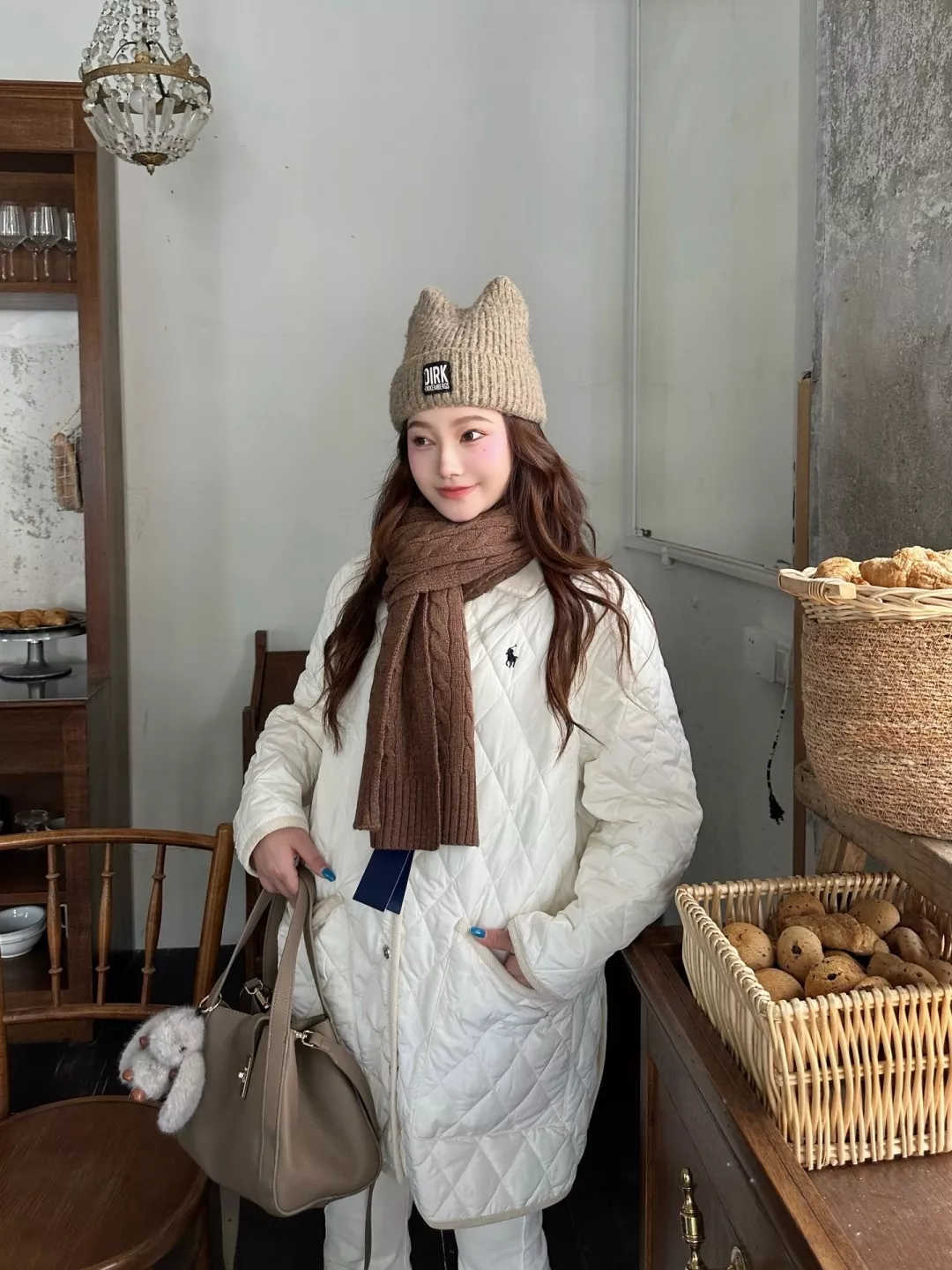 폴로 다이아 퀼팅 코듀로이 카라 롱 패딩 상세 이미지 13