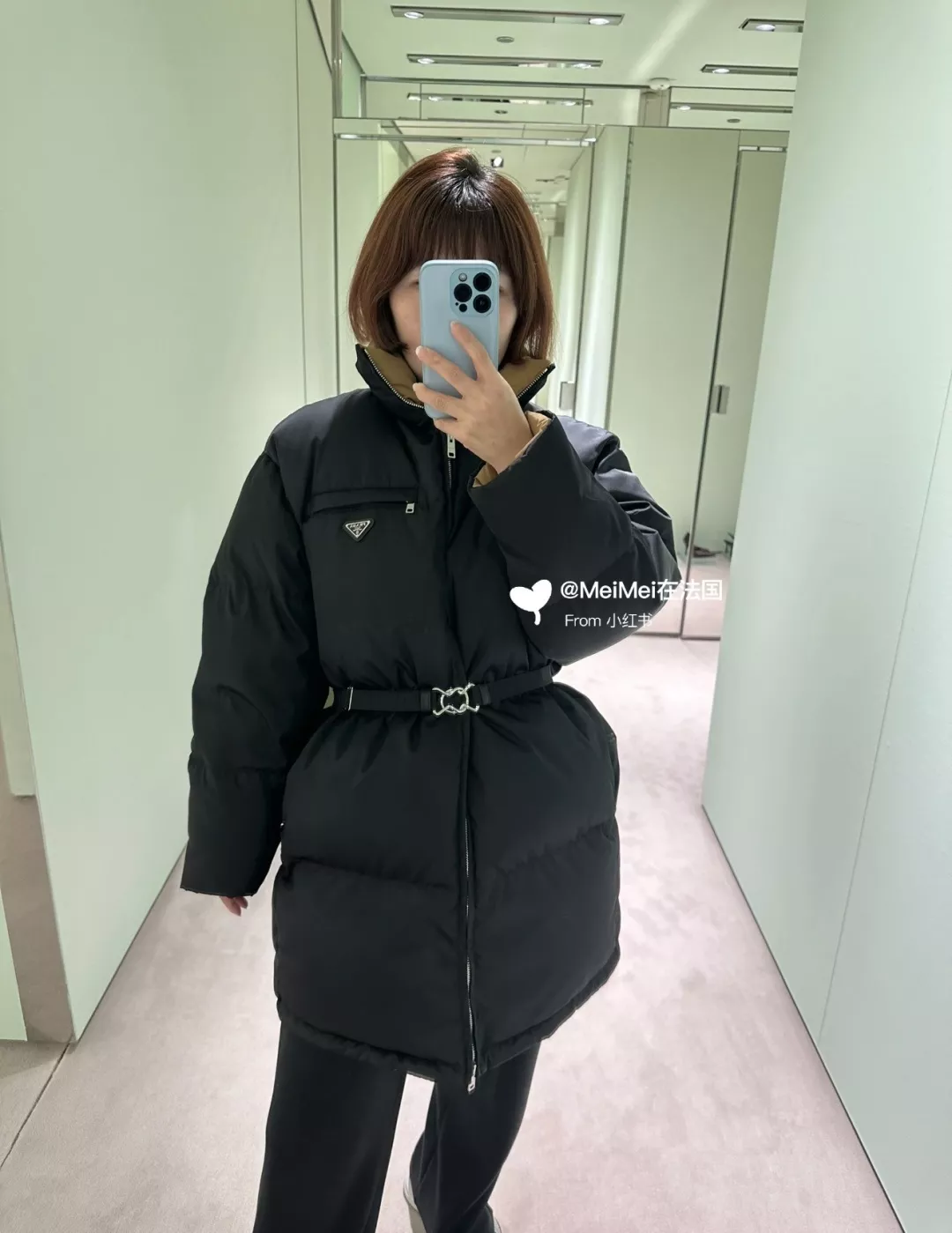프라다 삼각 로고 스탠드카라 롱 구스다운 패딩 상세 이미지 14